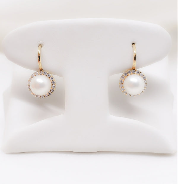 18kt. Pearl Drop Cubic Zirconia Earrings